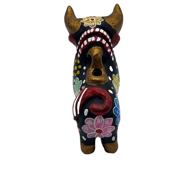Hand Painted Black Floral Torito de Pucará Folk Art Pottery Bull Figurine Peru - Picture 7 of 16